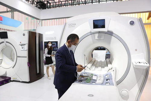 新产品展示 现场签约,北京经开区医企亮相服贸会健康卫生服务展区