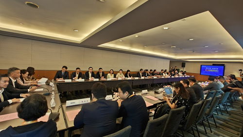 英飞 思想家亮相吉隆坡,惊艳 2024江苏国际服务贸易展览会