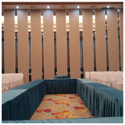 学校教室活动隔断